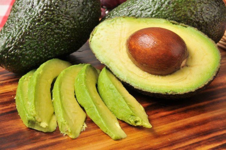 Benefits of Eating Avocado