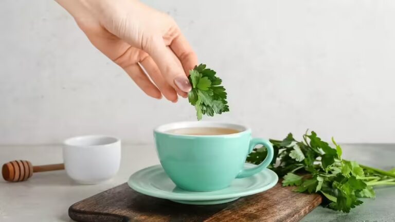 Parsley Tea for Uric Acid